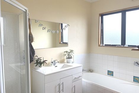 Photo of property in 72 Dalton Avenue, Te Awamutu, 3800