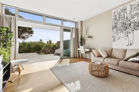 Photo of property in 17 Boardwalk Lane, Seatoun, Wellington, 6022