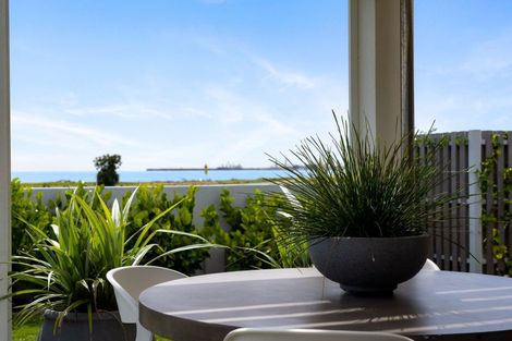 Photo of property in 3 The Esplanade, Westshore, Napier, 4110