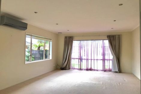 Photo of property in 3 Stornaway Drive, Flat Bush, Auckland, 2016