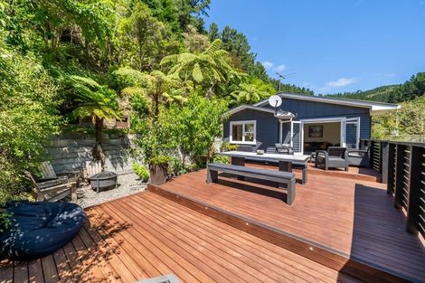 Photo of property in 139 Pinehaven Road, Pinehaven, Upper Hutt, 5019