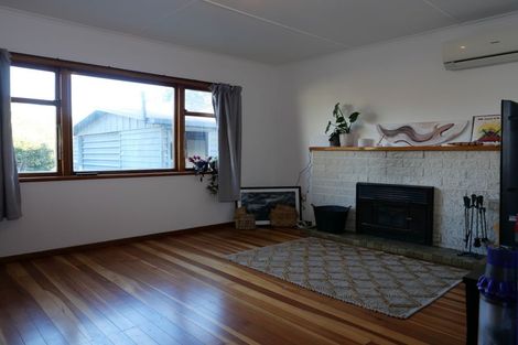Photo of property in 9 Iti Street, Otaki, 5512