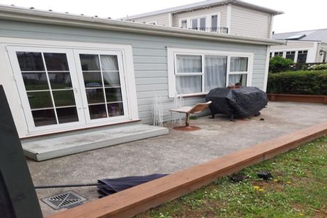 Photo of property in 26 Wilson Street, Newtown, Wellington, 6021