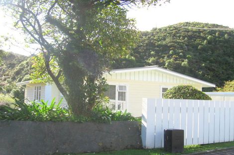 Photo of property in 273 Middleton Road, Glenside, Wellington, 6037