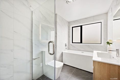 Photo of property in 7 Crows Road, Swanson, Auckland, 0614