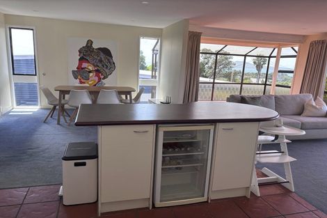 Photo of property in 1/21 Peter Terrace, Castor Bay, Auckland, 0620