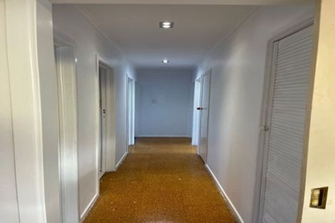 Photo of property in 30 William Souter Street, Forrest Hill, Auckland, 0620