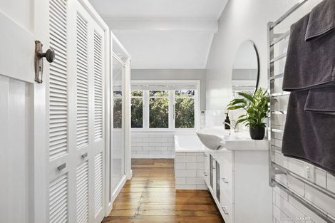 Photo of property in 72 Chaytor Street, Karori, Wellington, 6012