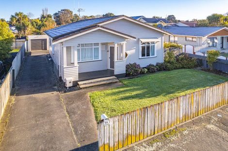 Photo of property in 54 Tawa Street, Gonville, Whanganui, 4501