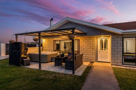 Photo of property in 44 Reginald Street, Burwood, Christchurch, 8083