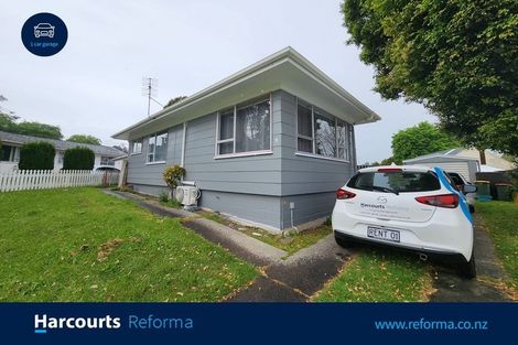 Photo of property in 7 Sheralee Place, Red Hill, Papakura, 2110