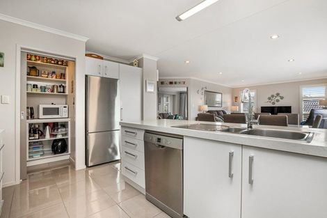 Photo of property in 29 Beachwood Drive, Hatfields Beach, Orewa, 0931