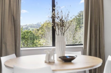 Photo of property in 2 The Glade South, Pukekohe, 2120