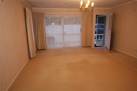 Photo of property in 2/112 Prince Regent Drive, Half Moon Bay, Auckland, 2012
