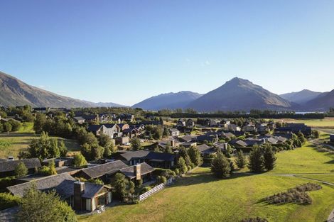 Photo of property in 20 Rannoch Drive, Jacks Point, Queenstown, 9371