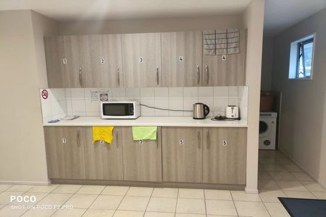 Photo of property in 98 Rattray Street, Riccarton, Christchurch, 8041