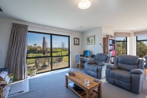 Photo of property in 4 Moneymore Place, Wakefield, 7095