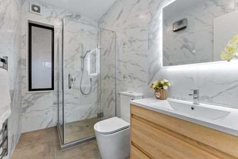 Photo of property in 9 Wallis Lane, Orewa, 0931