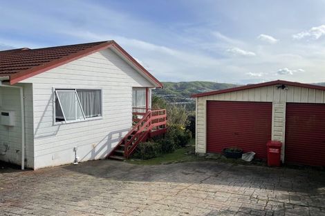 Photo of property in 6 Maraval Crescent, Grenada Village, Wellington, 6037