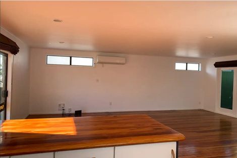 Photo of property in 55 Bruce Mclaren Road, Henderson, Auckland, 0612