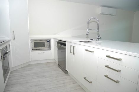 Photo of property in 3/2 Matatua Road, Raumati Beach, Paraparaumu, 5032