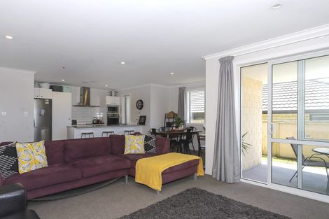 Photo of property in 17 Richardson Road, Omokoroa, 3114