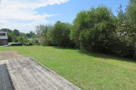 Photo of property in 24 Paradise Road, Coopers Beach, 0420