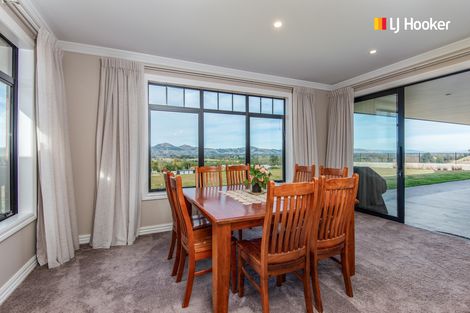 Photo of property in 60 Tirohanga Road, North Taieri, Mosgiel, 9092