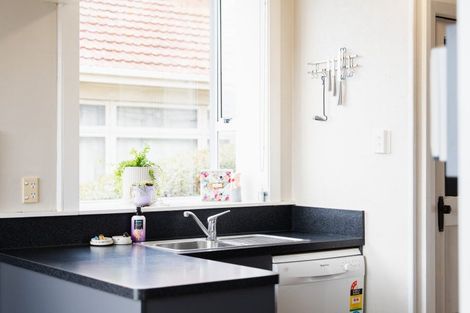 Photo of property in 27 Kinsman Street, Kaikorai, Dunedin, 9010