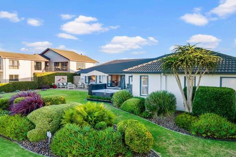 Photo of property in 22 Grace James Road, Pukekohe, 2120