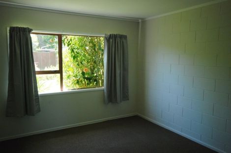 Photo of property in 1/16 Roberts Road, Glenfield, Auckland, 0629