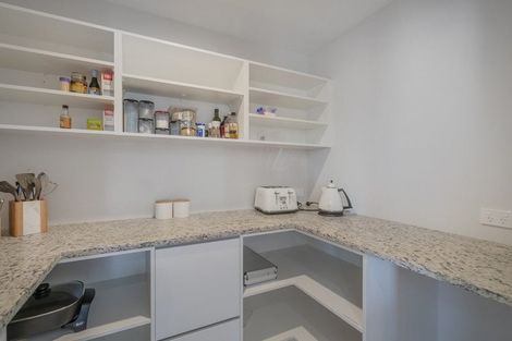 Photo of property in 10 Topping Place, Whitianga, 3510