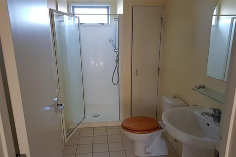 Photo of property in 2/29 Haven Drive, East Tamaki, Auckland, 2013