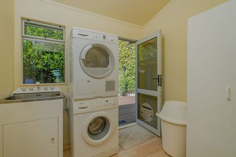 Photo of property in 39 Motuhoa Road, Tairua, 3508