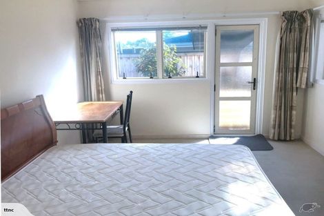 Photo of property in 15 Roadley Avenue, Sunnyhills, Auckland, 2010