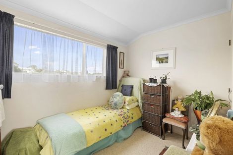 Photo of property in 3/9 Kelvin Place, Westown, New Plymouth, 4310