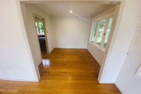 Photo of property in 51 Smythe Road, Henderson, Auckland, 0612