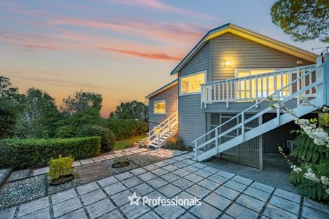 Photo of property in 13 Wilson Grove, Normandale, Lower Hutt, 5010