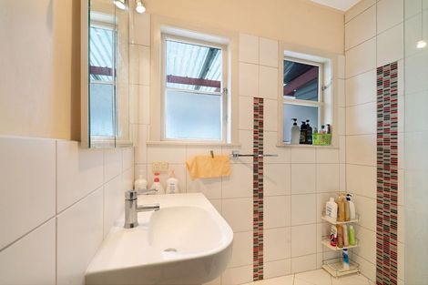 Photo of property in 160 Rosebank Road, Avondale, Auckland, 1026