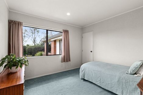 Photo of property in 12 Kingsgate Row, Havelock North, 4130