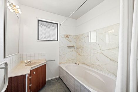 Photo of property in 24 Elvira Court, Bishopdale, Christchurch, 8053