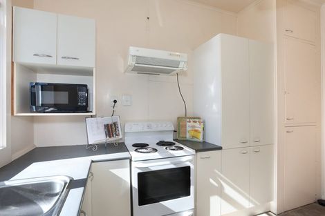 Photo of property in 46 Bridge Street, Bulls, 4818