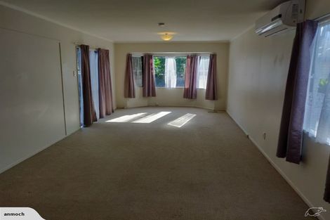 Photo of property in 2/111 Victoria Street, Onehunga, Auckland, 1061