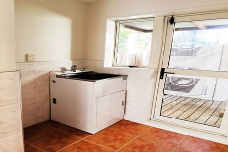 Photo of property in 21 Maugham Drive, Bucklands Beach, Auckland, 2014