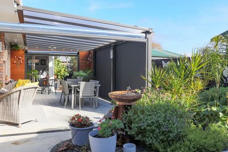 Photo of property in 19 Edgewater Grove, Whakatane, 3120