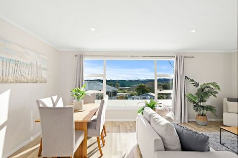 Photo of property in 15 Foster Crescent, Snells Beach, 0920