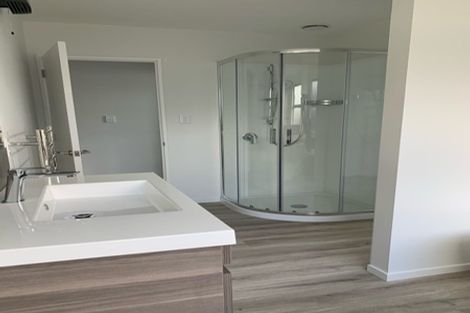 Photo of property in 10 Mccahon Drive, Rangiora, 7400