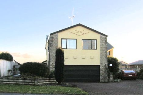 Photo of property in 3 Silhouette Way, Western Heights, Hamilton, 3200