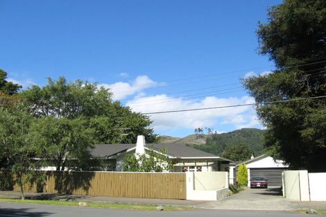 Photo of property in 1 Wood Street, Wallaceville, Upper Hutt, 5018