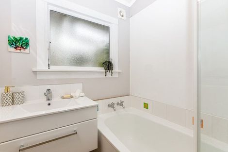 Photo of property in 25 Palm Grove, Belmont, Lower Hutt, 5010